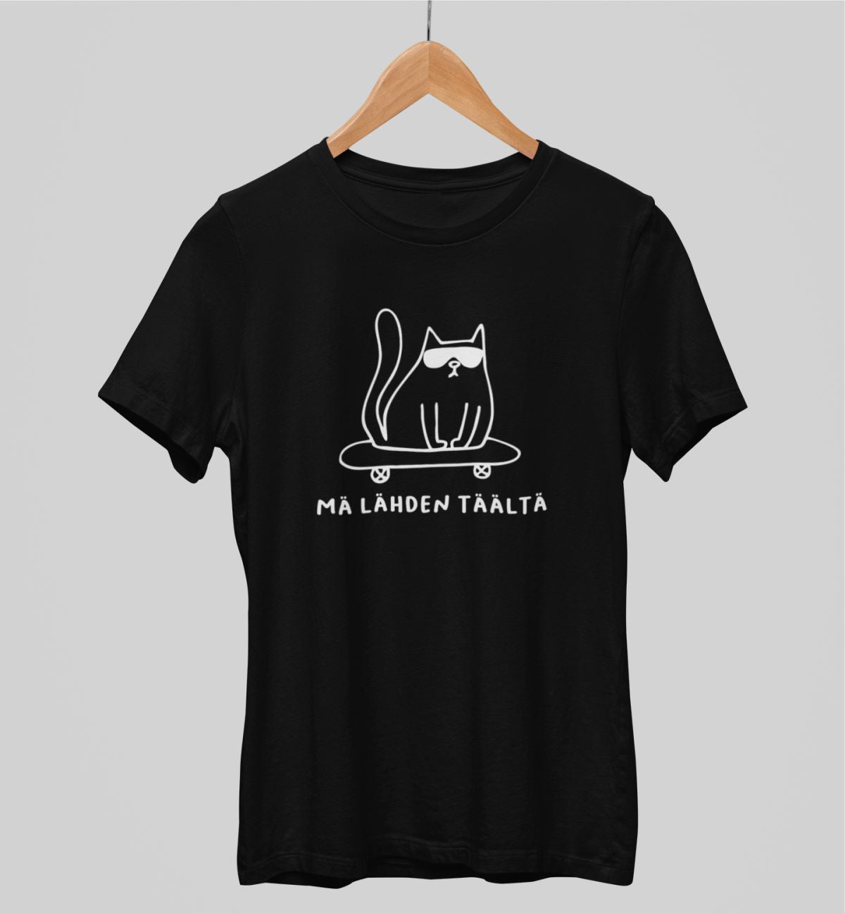 Mustat unisex T-paidat "Mä lähden täältä"