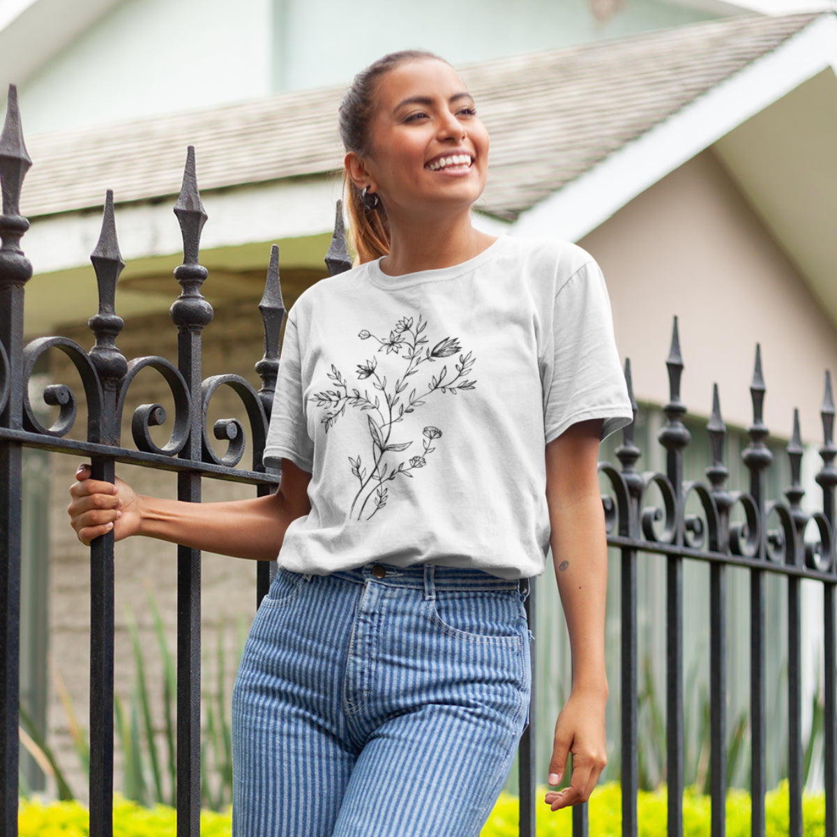 Valkoinen UNISEX T-paita Kukat
