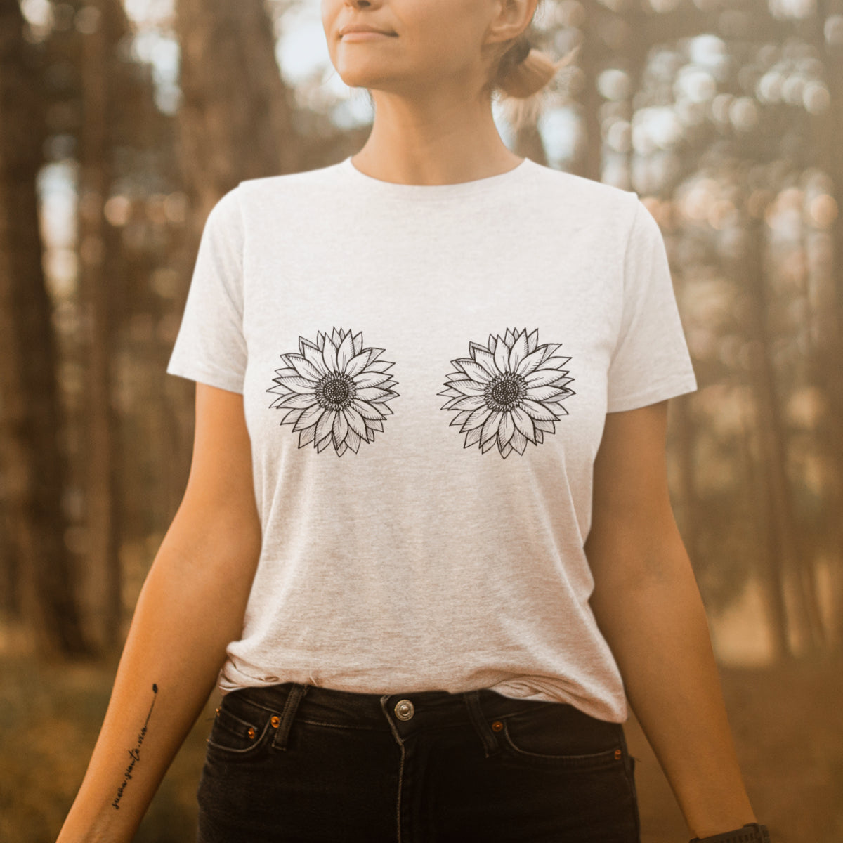 Valkoinen UNISEX T-paita Auringonkukat